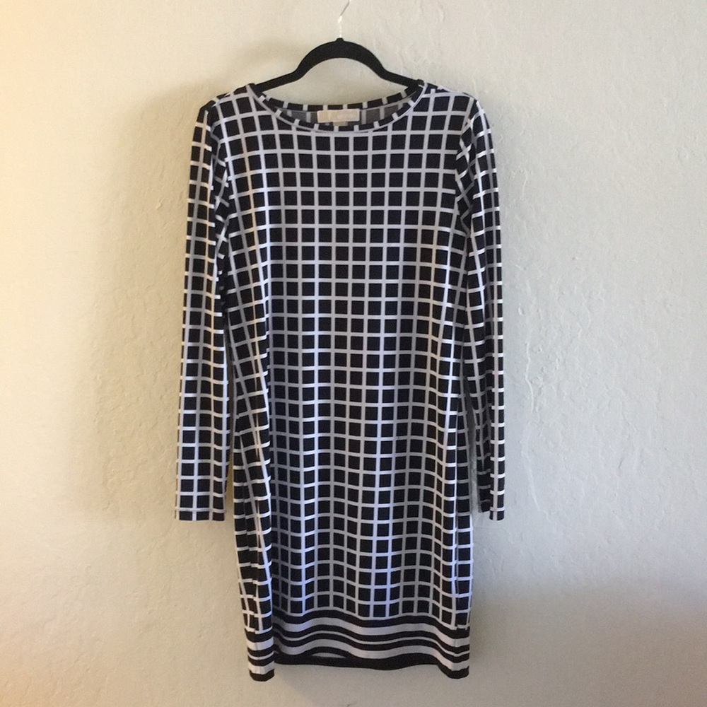 Black and White Michael Kors shift dress